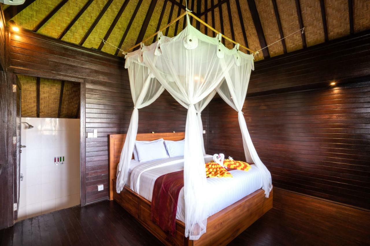 Ocean Hostel Ceningan Island Exterior photo